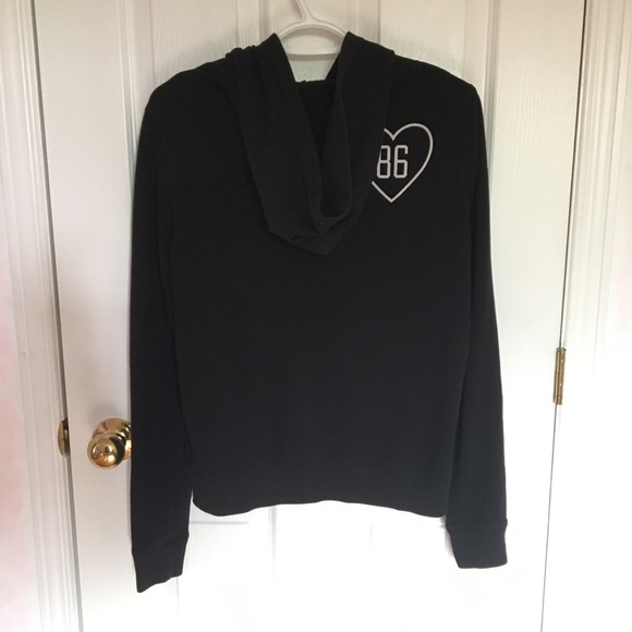 Rare Victoria’s Secret Pink Hoodie - Picture 2 of 6